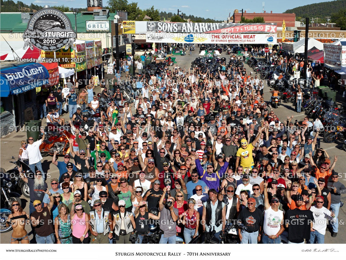 2010 Sturgis Rally Group Photo – August 10, 5 p.m.