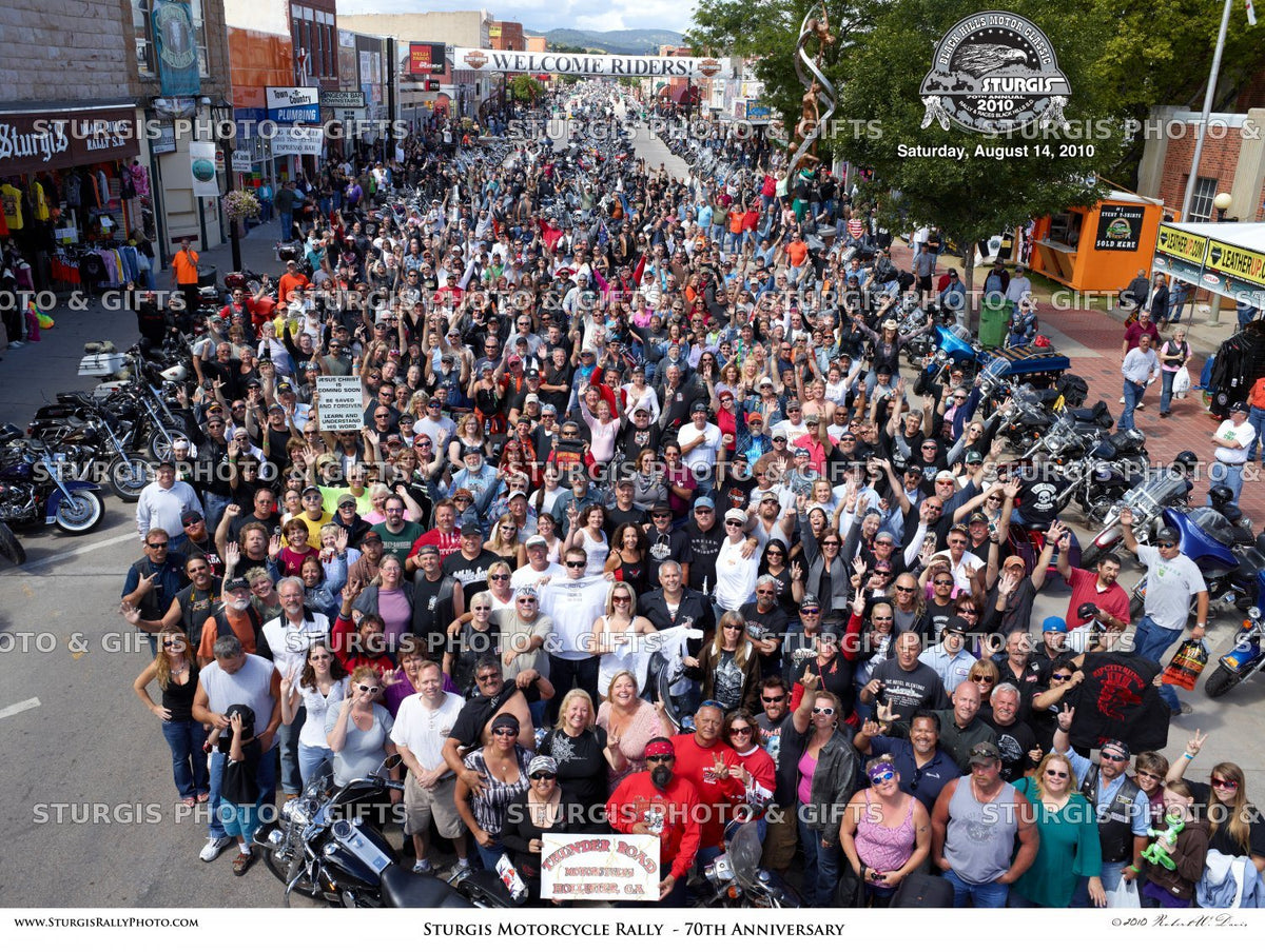 2010 Sturgis Rally Group Photo – August 14, Noon