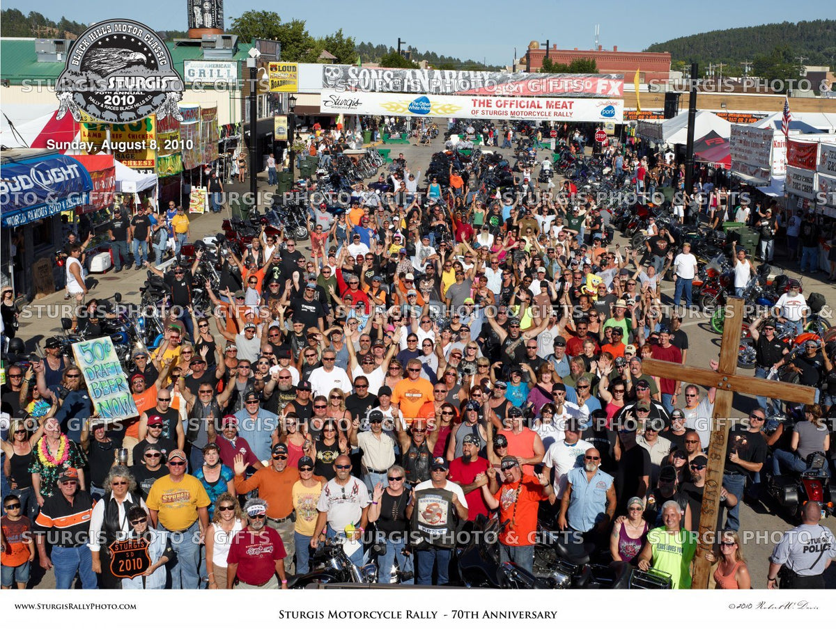 2010 Sturgis Rally Group Photo – August 8, 5 p.m.