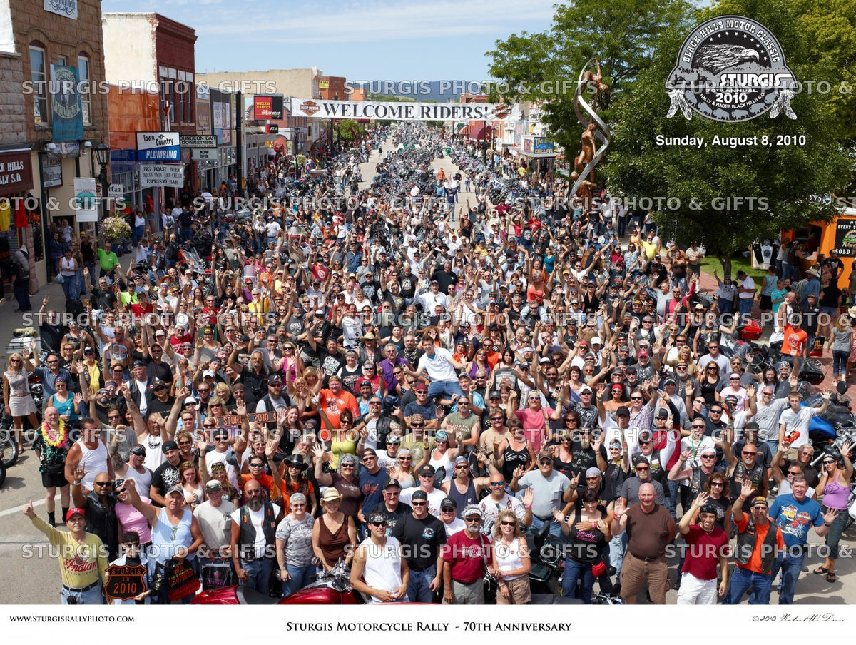 2010 Sturgis Rally Group Photo – August 8, Noon