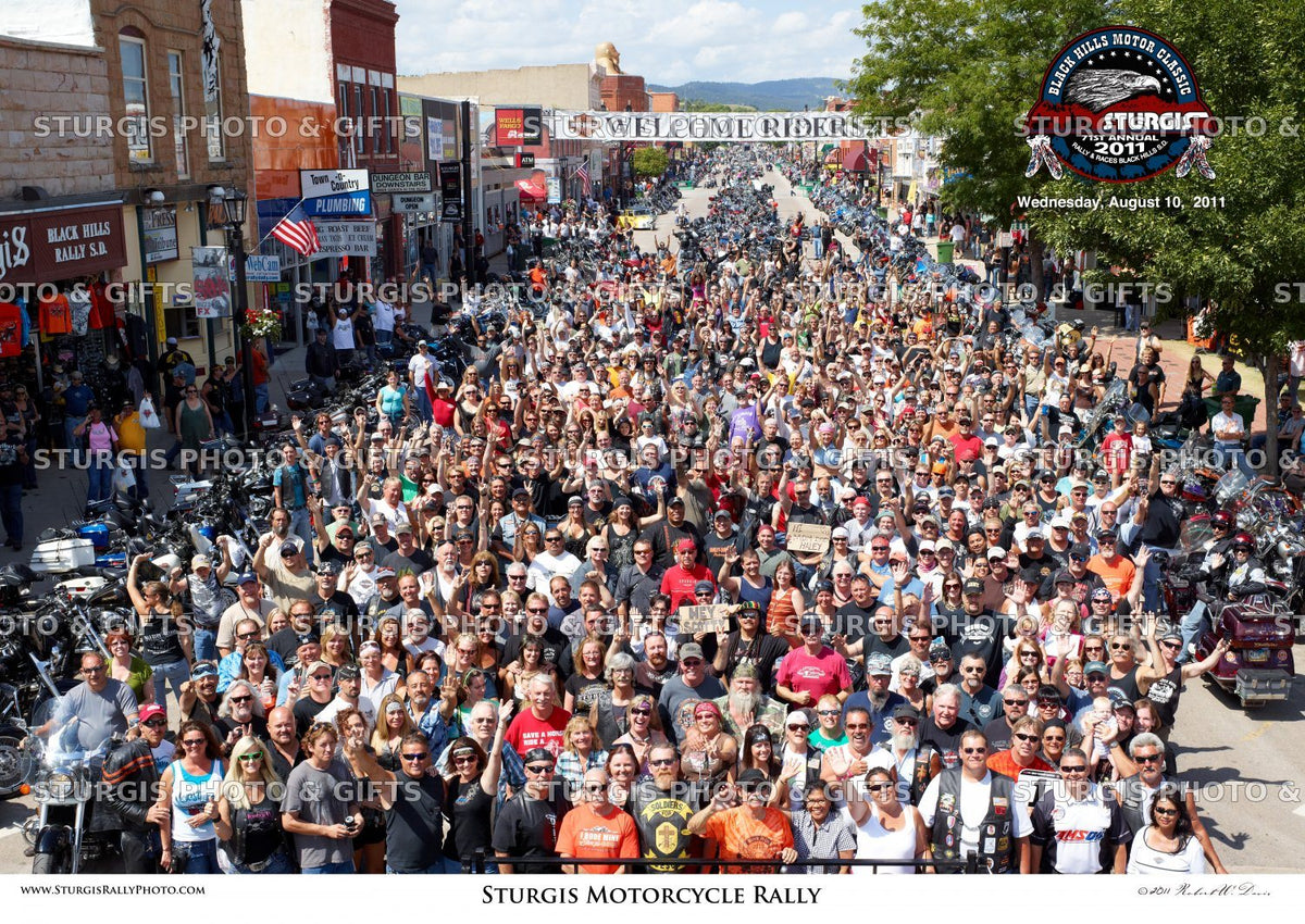 2011 Sturgis Rally Group Photo – August 10, Noon