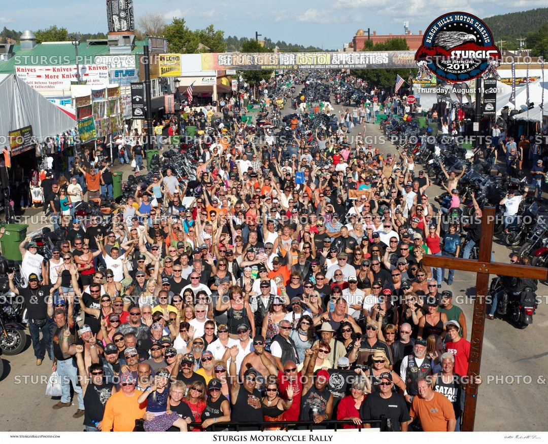 2011 Sturgis Rally Group Photo – August 11, 5 p.m.