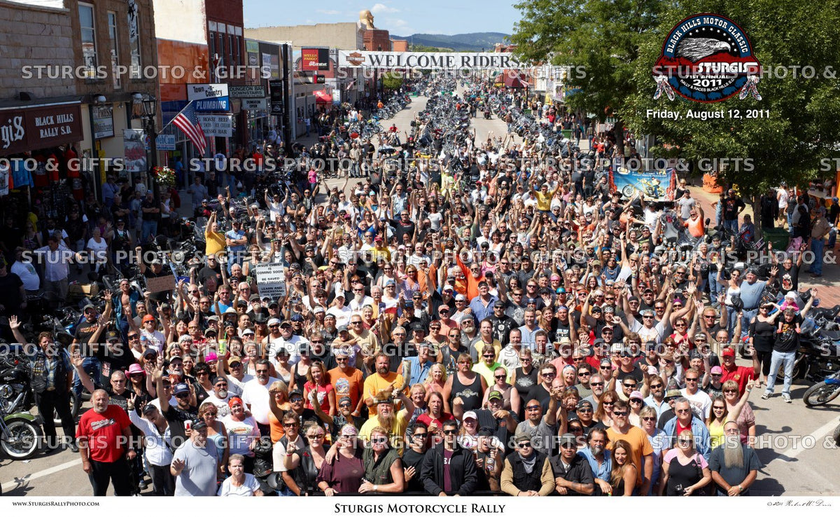 2011 Sturgis Rally Group Photo – August 12, Noon