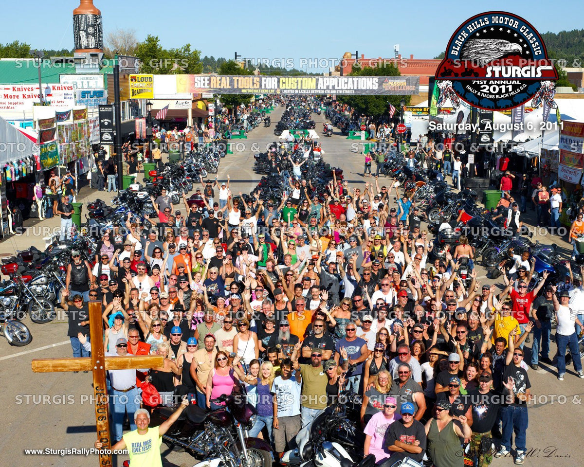 2011 Sturgis Rally Group Photo – August 6, 5 p.m.