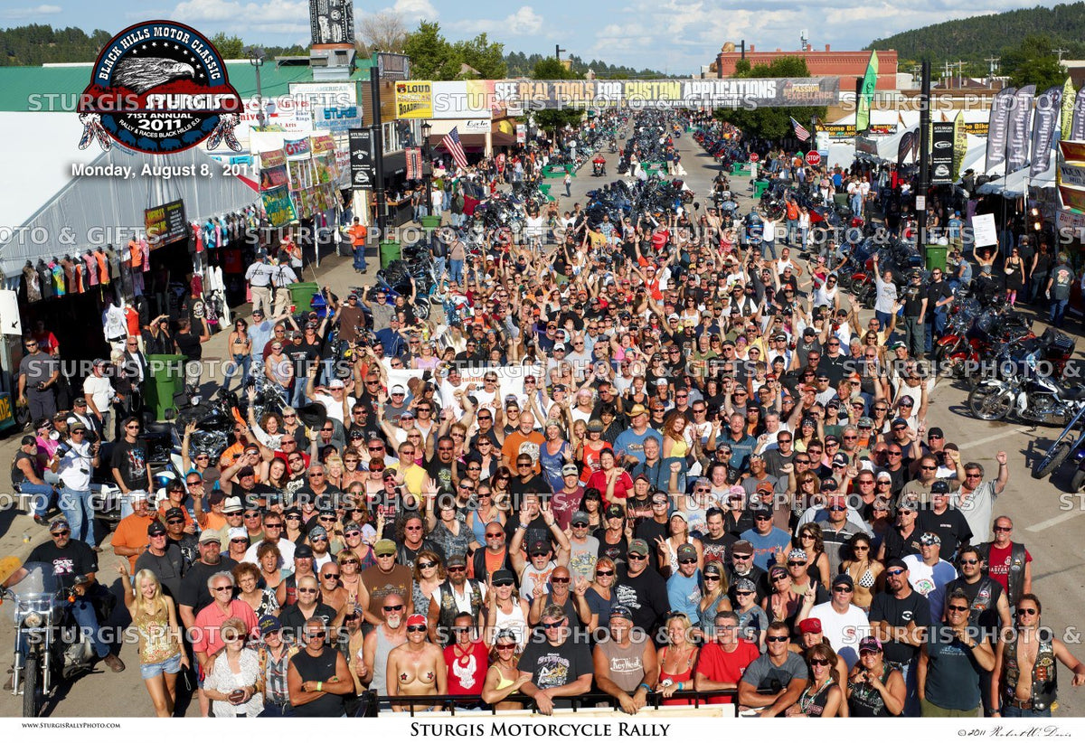 2011 Sturgis Rally Group Photo – August 8, 5 p.m.