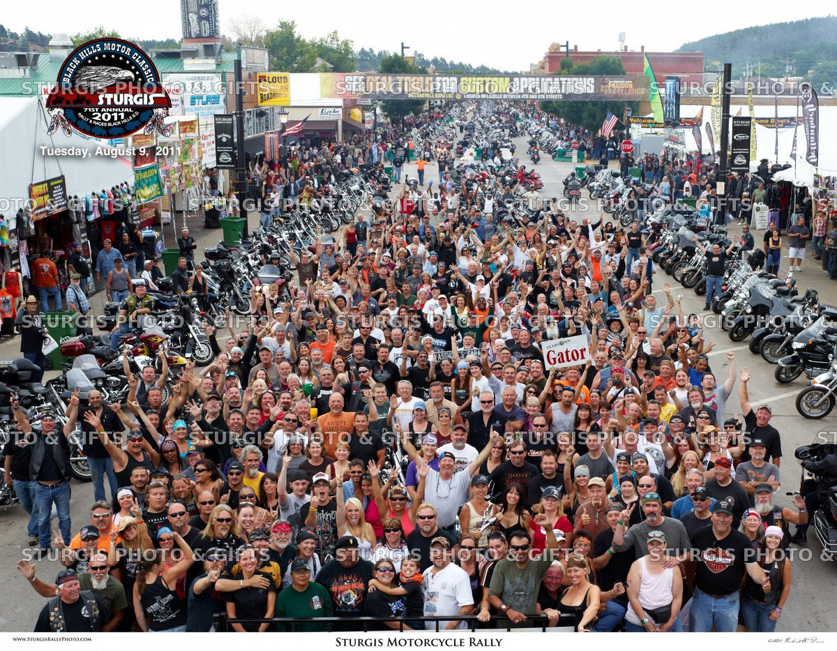 2011 Sturgis Rally Group Photo – August 9, 5 p.m.
