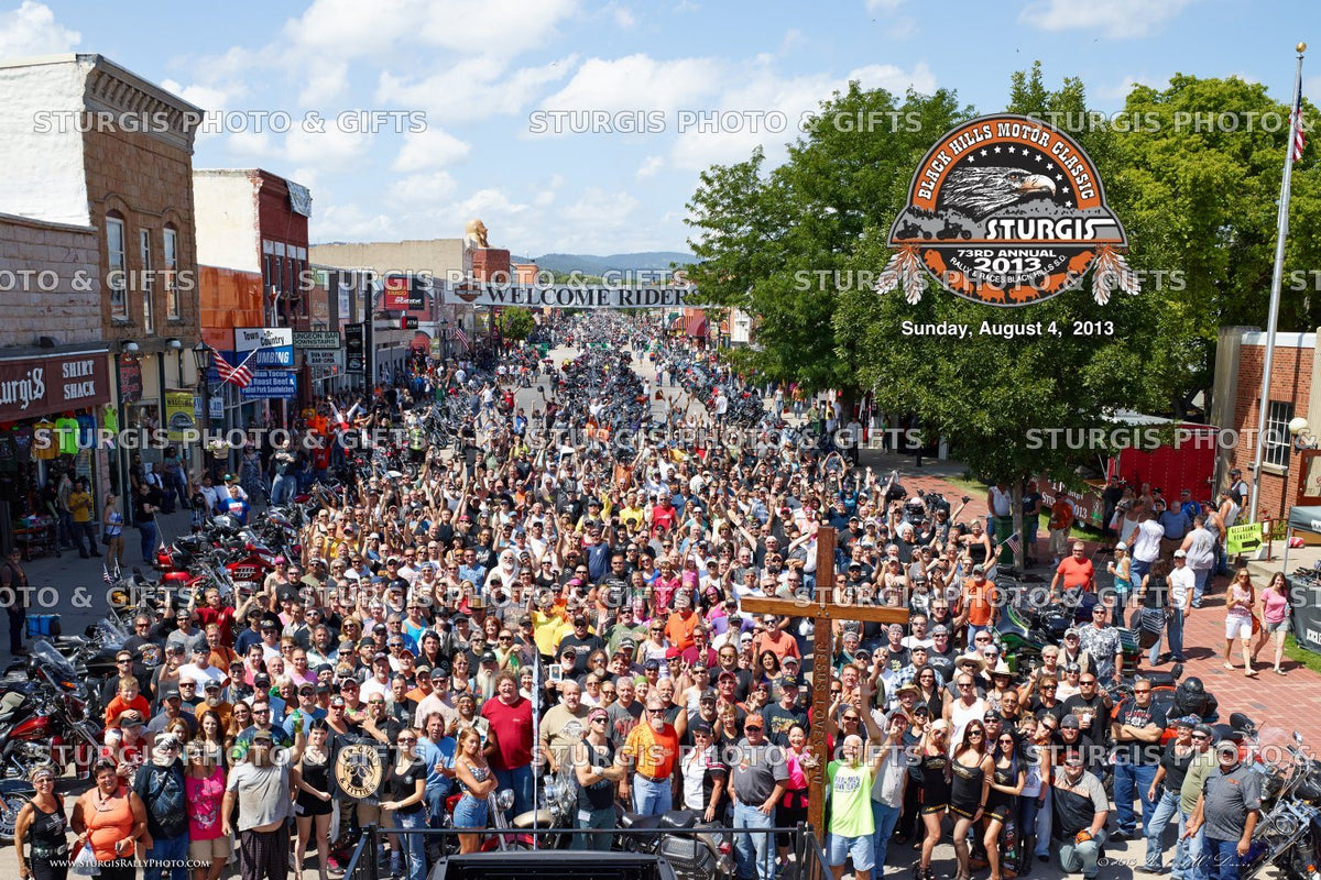 2013 Sturgis Rally Group Photo – August 4, Noon