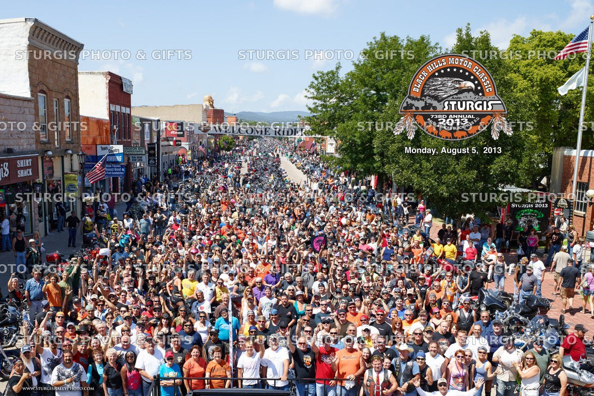 2013 Sturgis Rally Group Photo – August 5, Noon