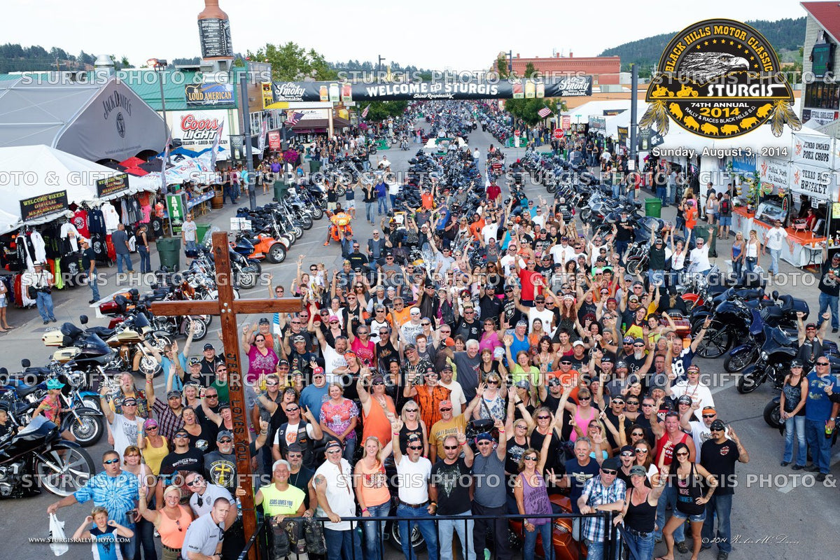 2014 Sturgis Rally Group Photo – August 3, 5 p.m.