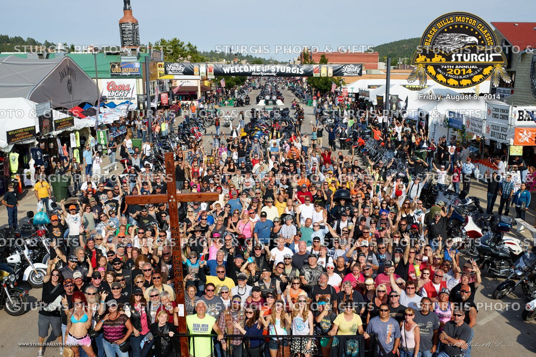 2014 Sturgis Rally Group Photo – August 8, 5 p.m.