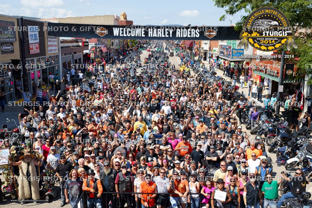 2014 Sturgis Rally Group Photo – August 9, Noon