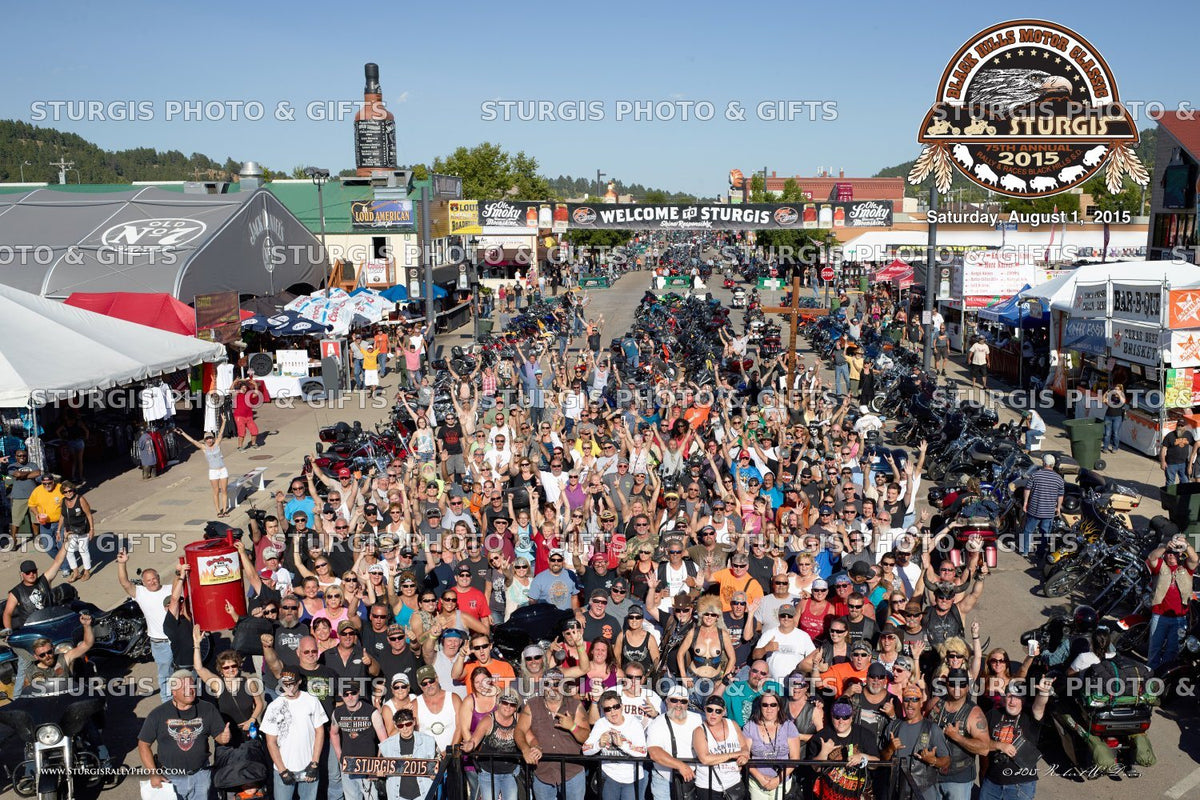 2015 Sturgis Rally Group Photo – August 1, 5 p.m.