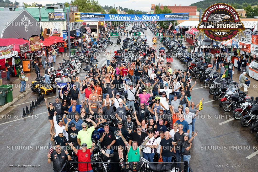 2016 Sturgis Rally Group Photo – August 10, 5 p.m.