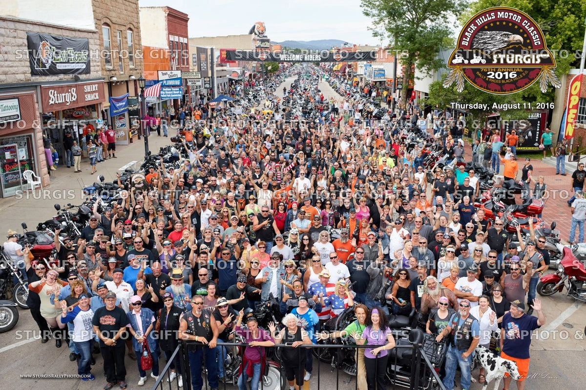 2016 Sturgis Rally Group Photo – August 11, Noon