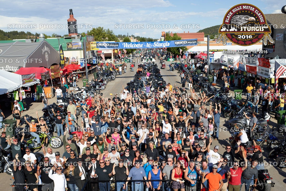 2016 Sturgis Rally Group Photo – August 12, 5 p.m.