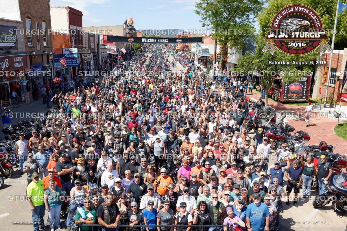 2016 Sturgis Rally Group Photo – August 6, Noon