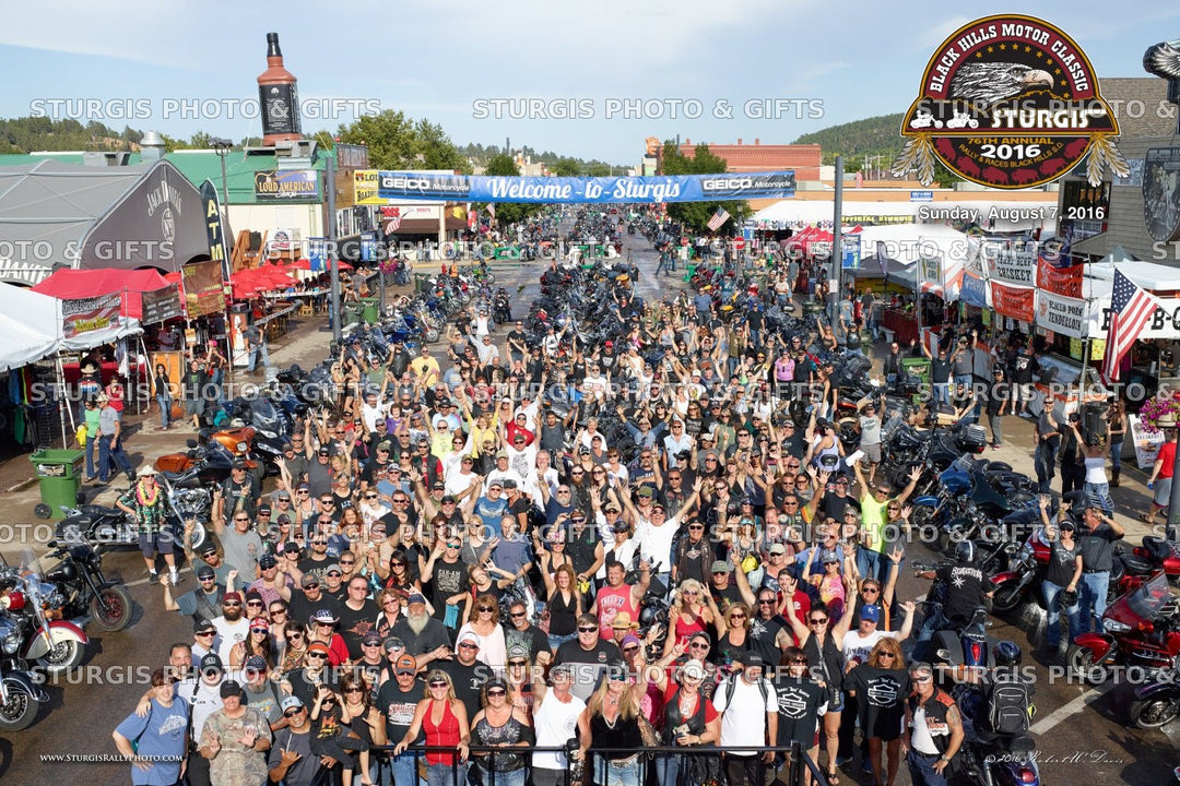 2016 Sturgis Rally Group Photo – August 7, 5 p.m.