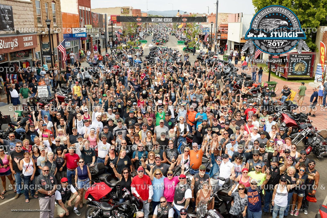 2017 Sturgis Rally Group Photo – August 11, Noon