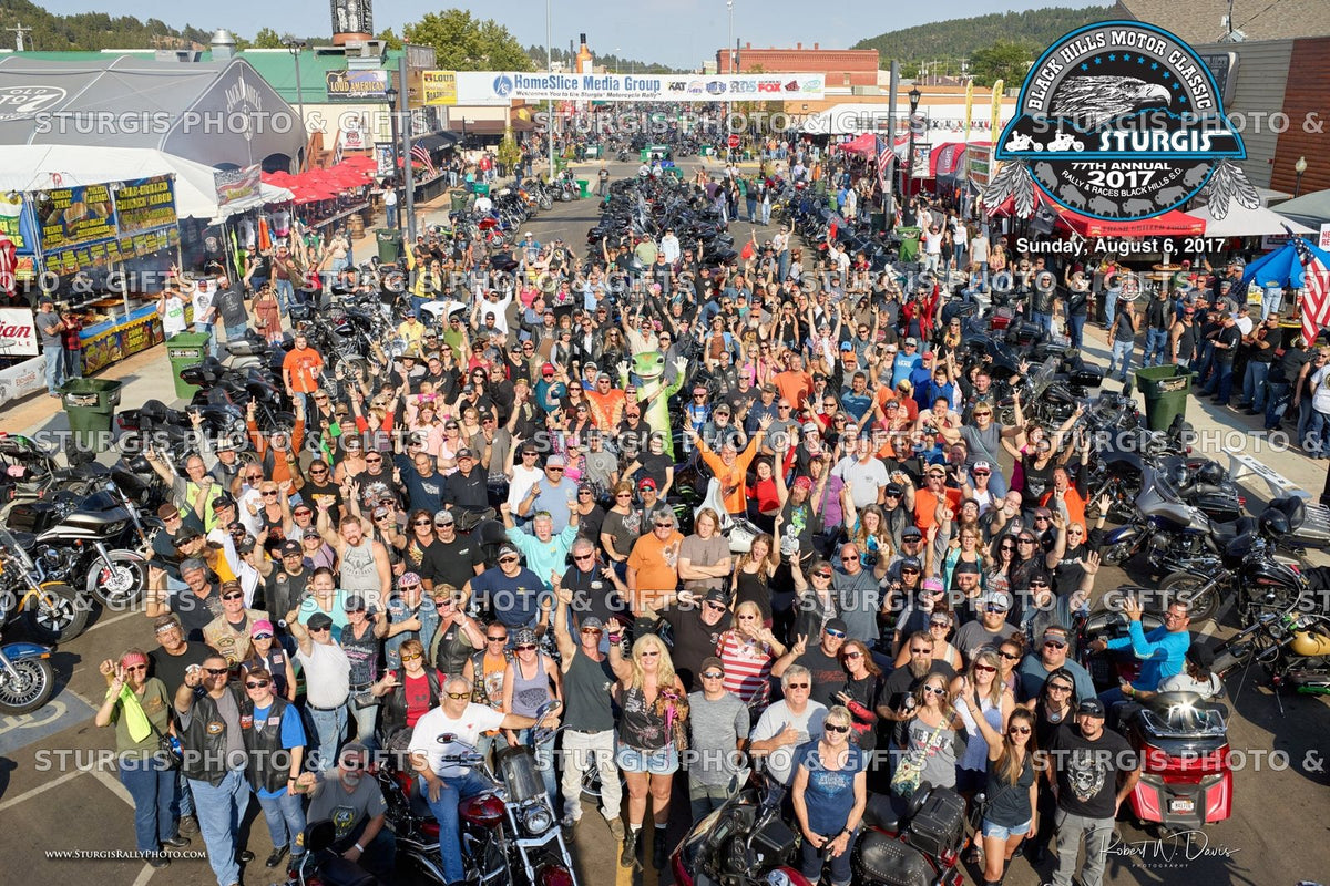 2017 Sturgis Rally Group Photo – August 6, 5 p.m.