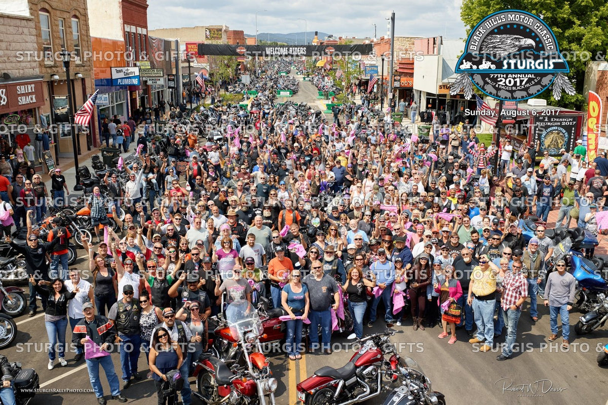 2017 Sturgis Rally Group Photo – August 6, Noon