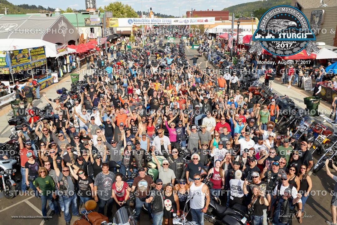 2017 Sturgis Rally Group Photo – August 7, 5 p.m.