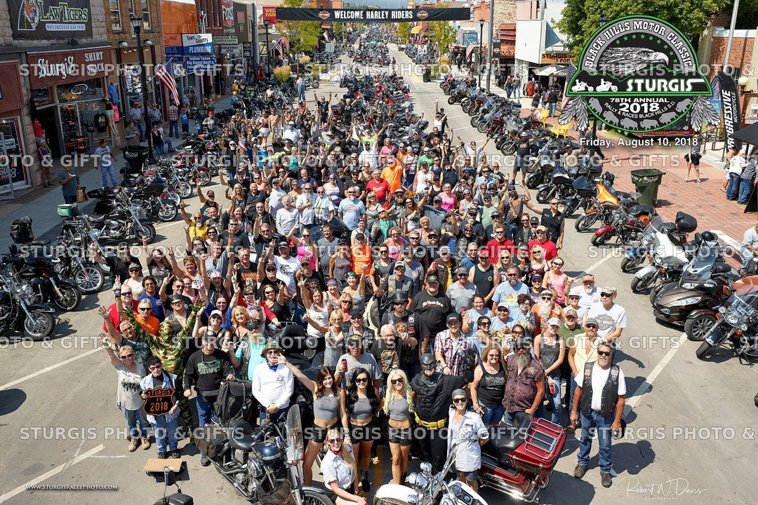 2018 Sturgis Rally Group Photo – August 10, Noon