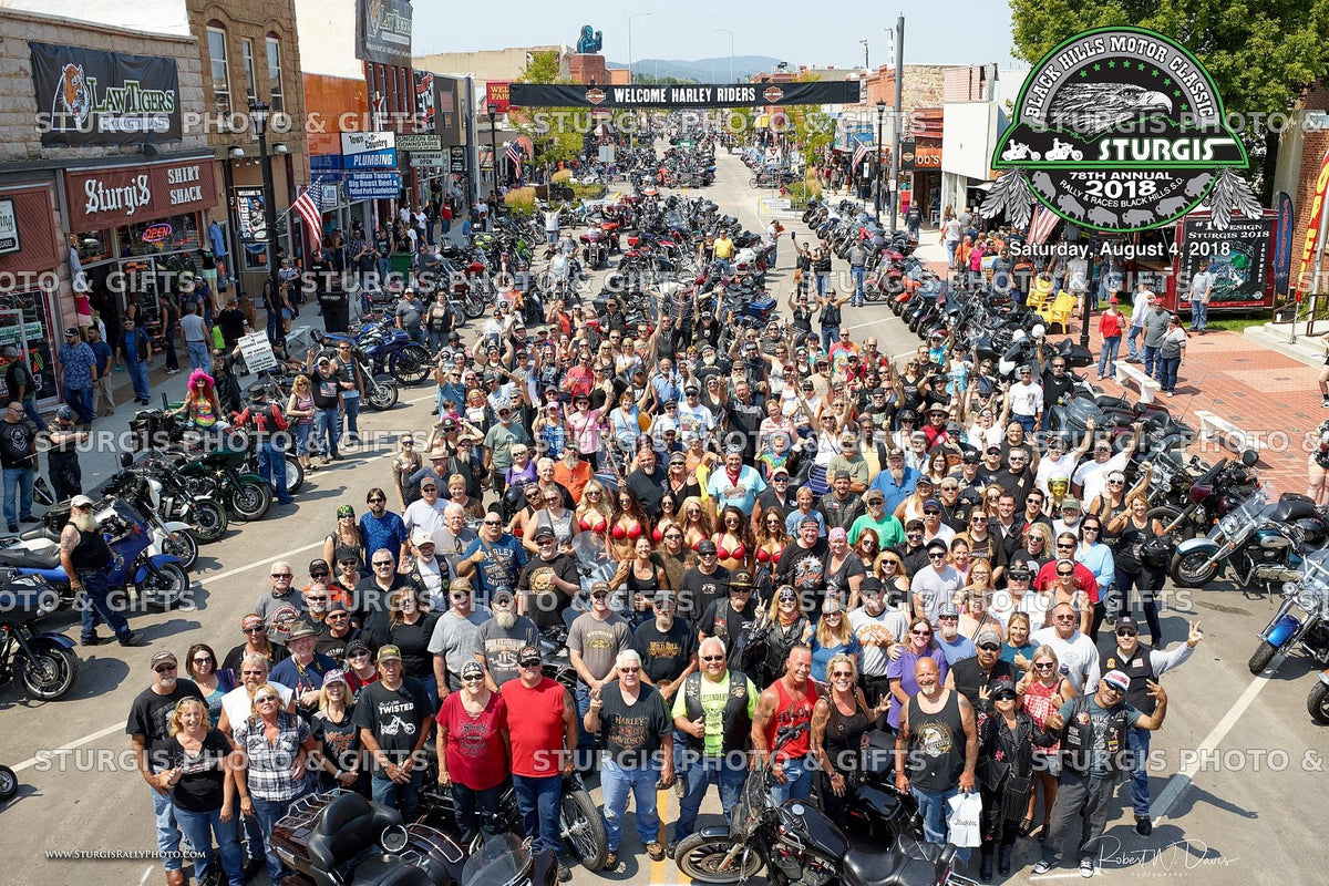 2018 Sturgis Rally Group Photo – August 4, Noon