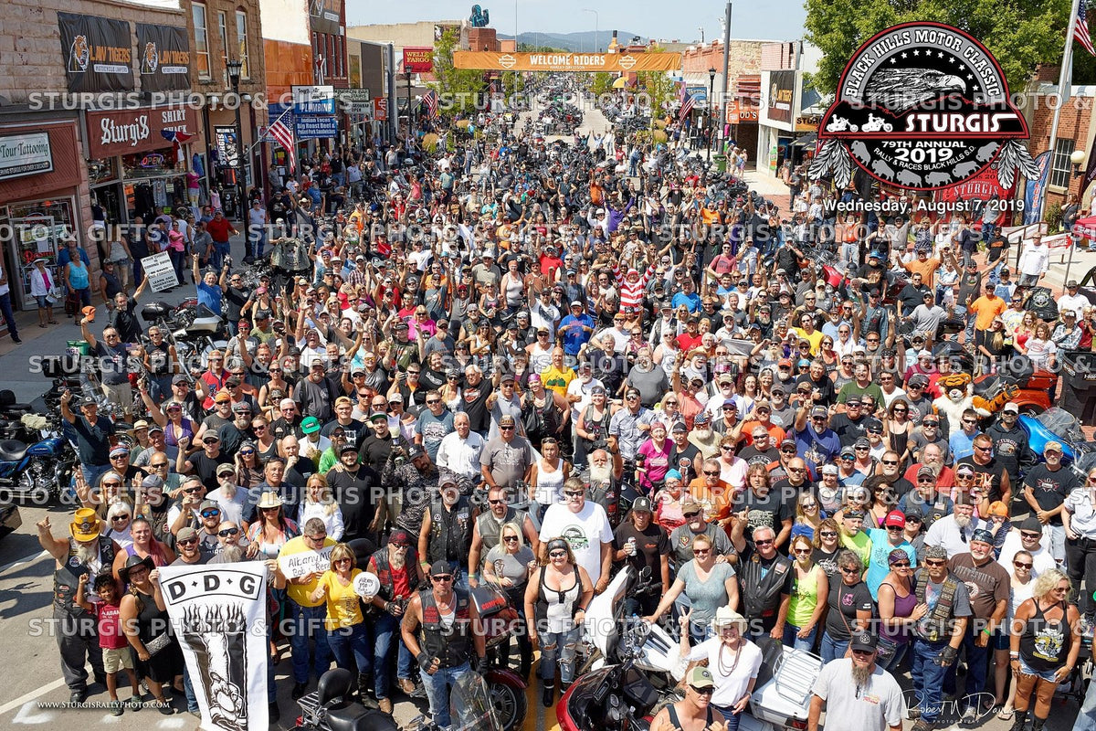2019 Sturgis Rally Group Photo – August 7, Noon