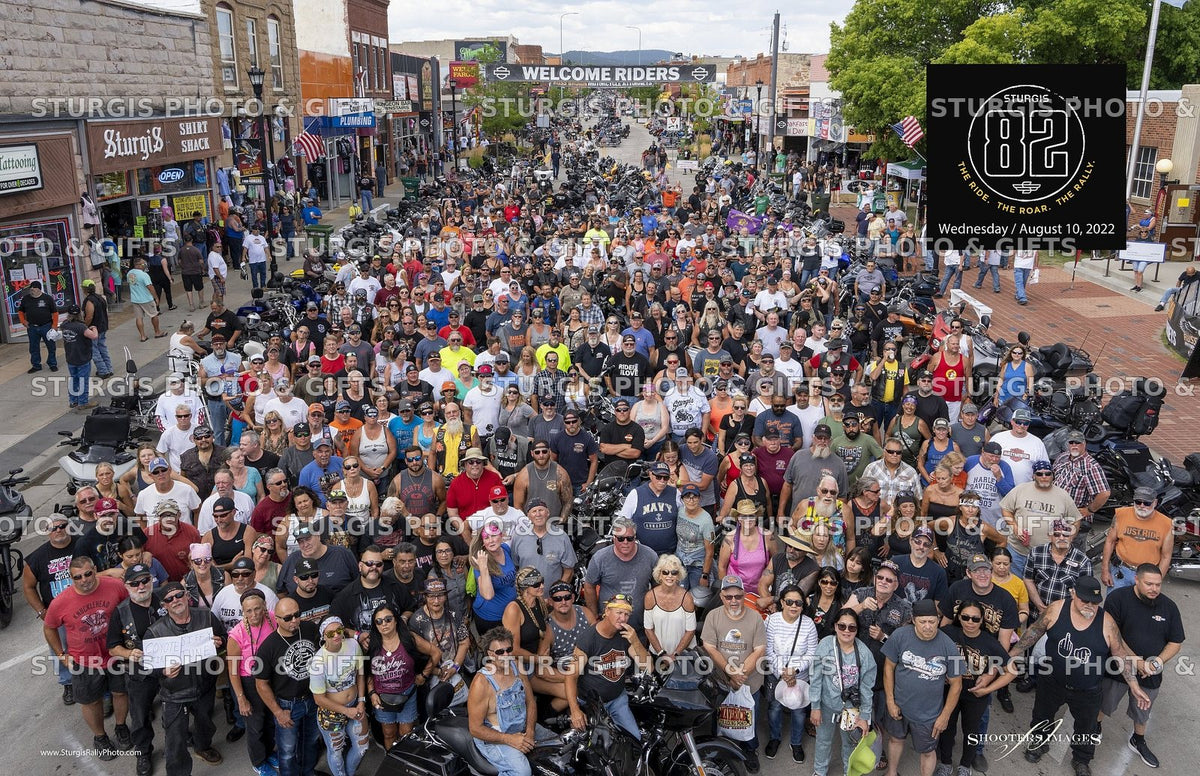 2022 Sturgis Rally Group Photo – August 10, Noon