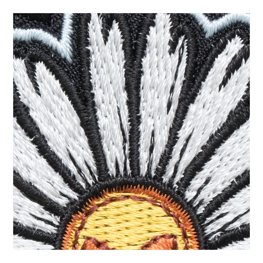 Skulled White Daisy Patch, Ladies Flower Patches — detail view 2